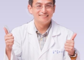 一次例行抽血救了他!泌尿科醫師察覺肝指數異常 跨科揪出5公分肝癌 5 一次例行抽血救了他!泌尿科醫師察覺肝指數異常 跨科揪出5公分肝癌