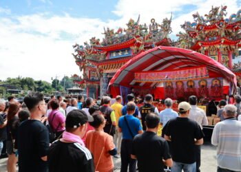 南投市三玄宮中元普度　許縣長參香祈求平安