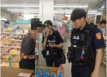 翁聽信外交官言詞　超商店員機警通報攔阻點數卡詐騙