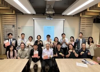台灣學聯攜手無限發展教育協會 首推「準校長班」結合半導體實作與領導力 全面培育「懂教育、懂科技、懂未來」的新世代教育領導人 4 台灣學聯攜手無限發展教育協會 首推「準校長班」結合半導體實作與領導力 全面培育「懂教育、懂科技、懂未來」的新世代教育領導人