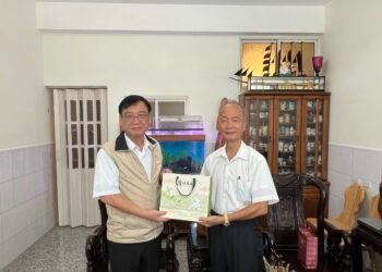 高雄榮服處拜會高雄市青溪總會 共織「安心御老」安全網 5 高雄榮服處拜會高雄市青溪總會 共織「安心御老」安全網