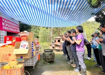緬懷林業先賢　舉辦人倫分站榮民塔秋季祭典