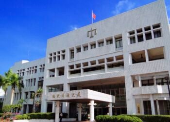 23歲男子遭擄凌虐丟包醫院不治 警方速逮捕3嫌 南投地檢署將列國民法官審理案 5 23歲男子遭擄凌虐丟包醫院不治 警方速逮捕3嫌 南投地檢署將列國民法官審理案