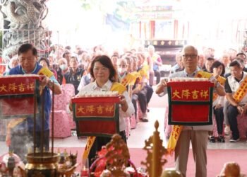 關聖帝君聖誕祝壽　黃敏惠讚鎮天宮助學行善傳承忠義