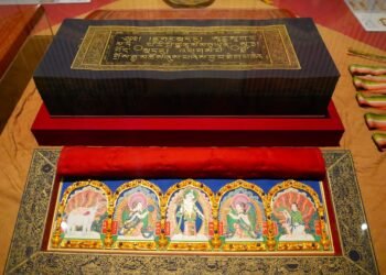 《龍藏經》108函117年全數南遷 故宮南院二館將成國寶新居 3 《龍藏經》108函117年全數南遷 故宮南院二館將成國寶新居