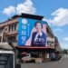 七夕情人節！ 競選看板換「欣」裝　徐欣瑩拋「AI新竹 更科技更有愛」